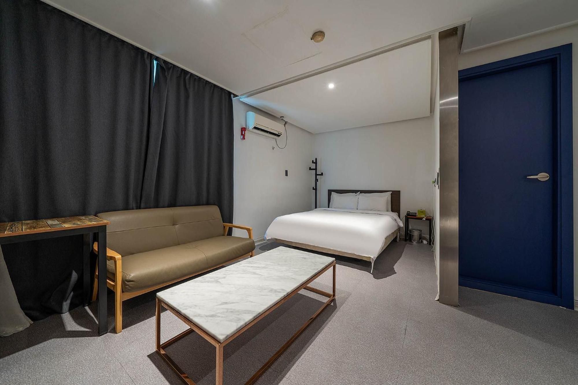 Pacific7 Hotel Pyeongtaek Exterior photo