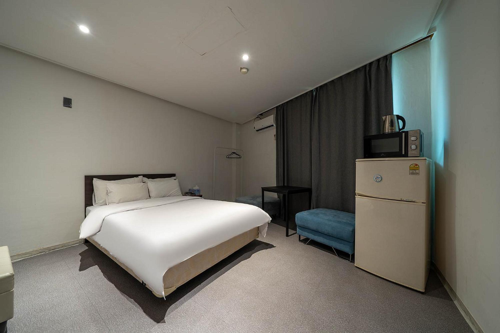 Pacific7 Hotel Pyeongtaek Exterior photo