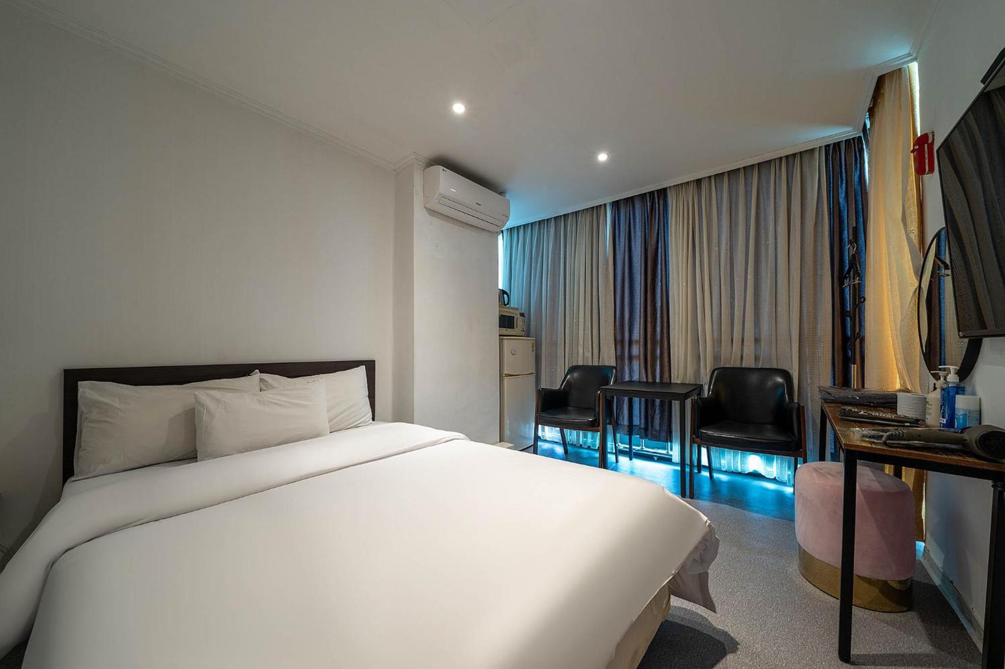 Pacific7 Hotel Pyeongtaek Exterior photo